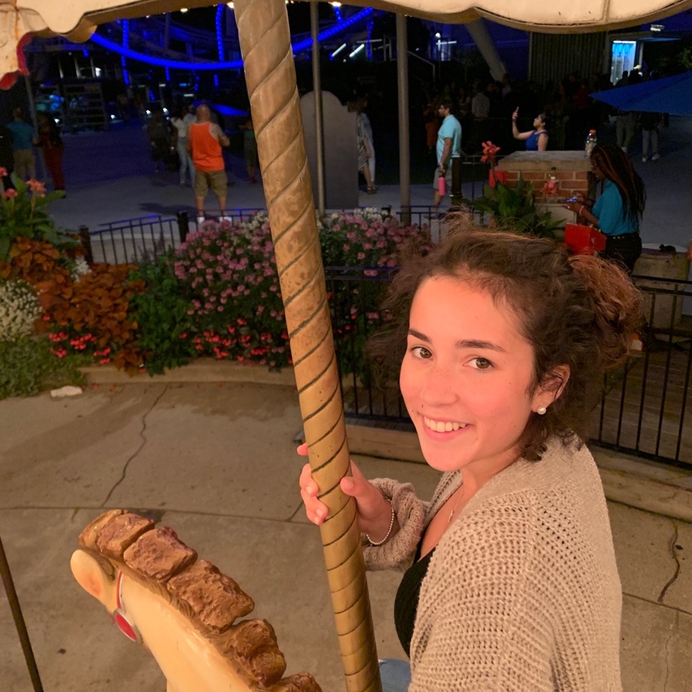 Meet your Posher, Nina